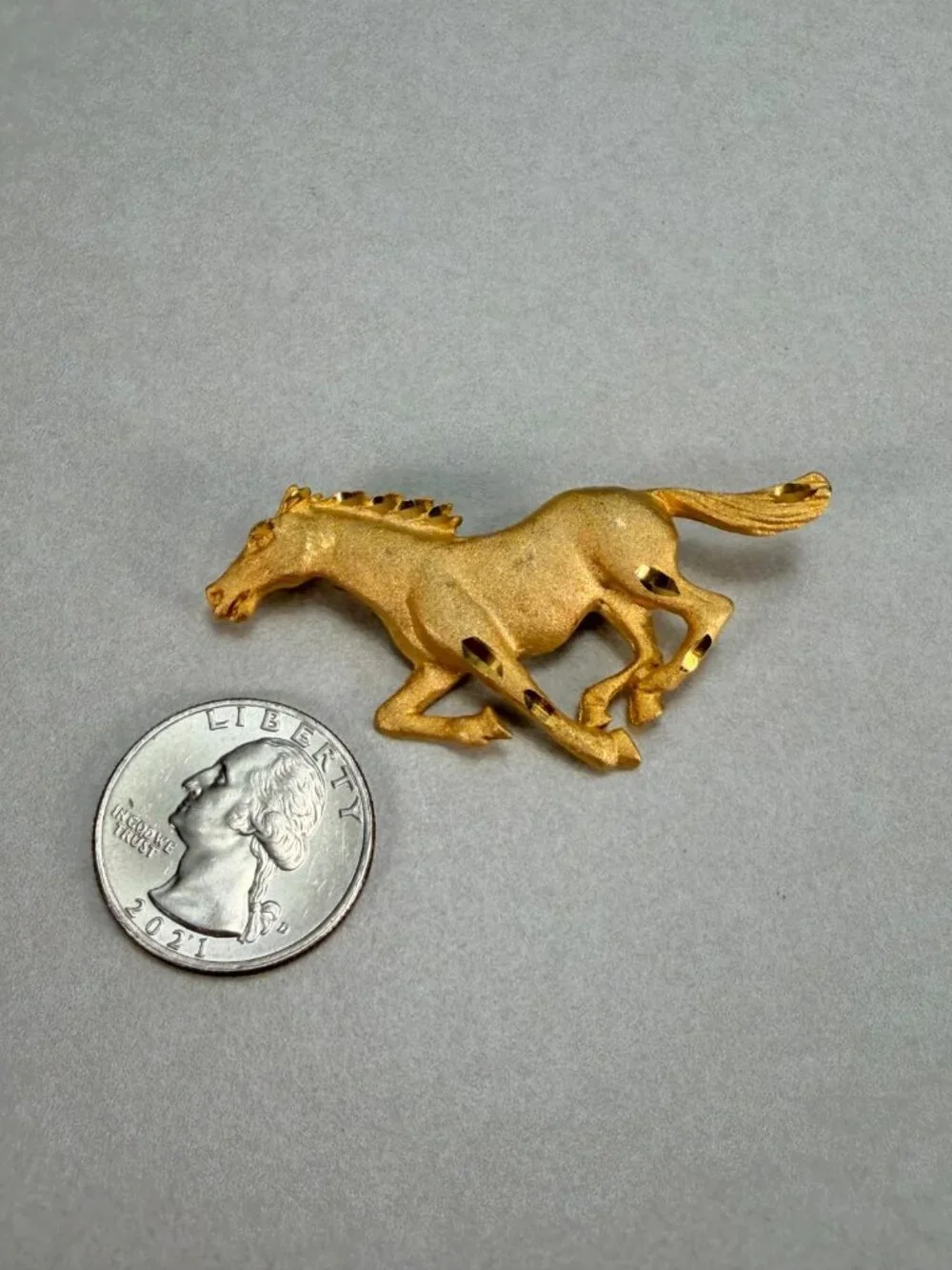 Vintage Gold Tone Running Horse Brooch Stallion Equestrian Figural Pin Unsigned
